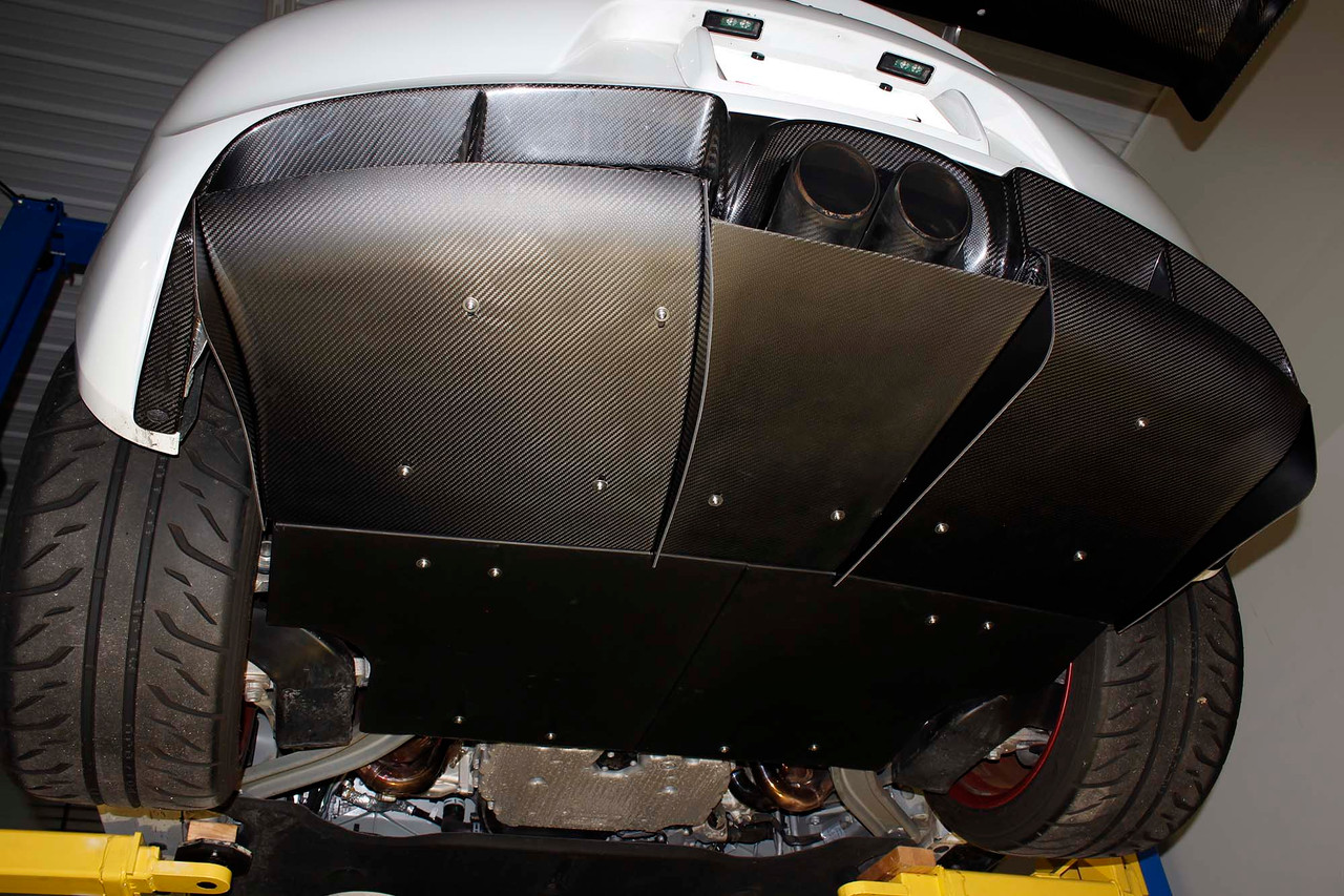 Verus Engineering Flat Underbody Panel Kit for Porsche Cayman 981 GT4