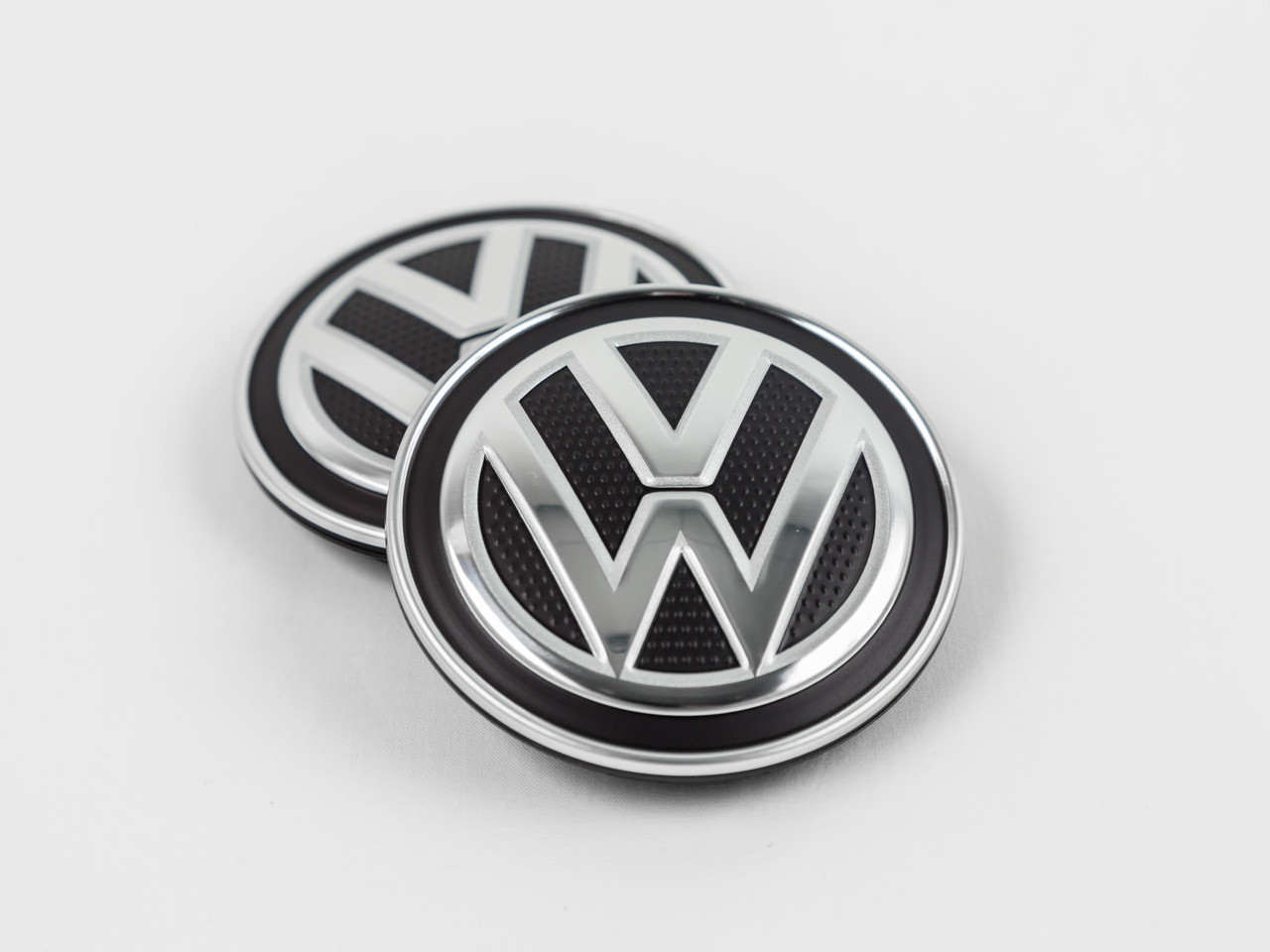 Genuine VW / Audi Carbon Fiber Look & Silver Wheel Center Cap - Individual