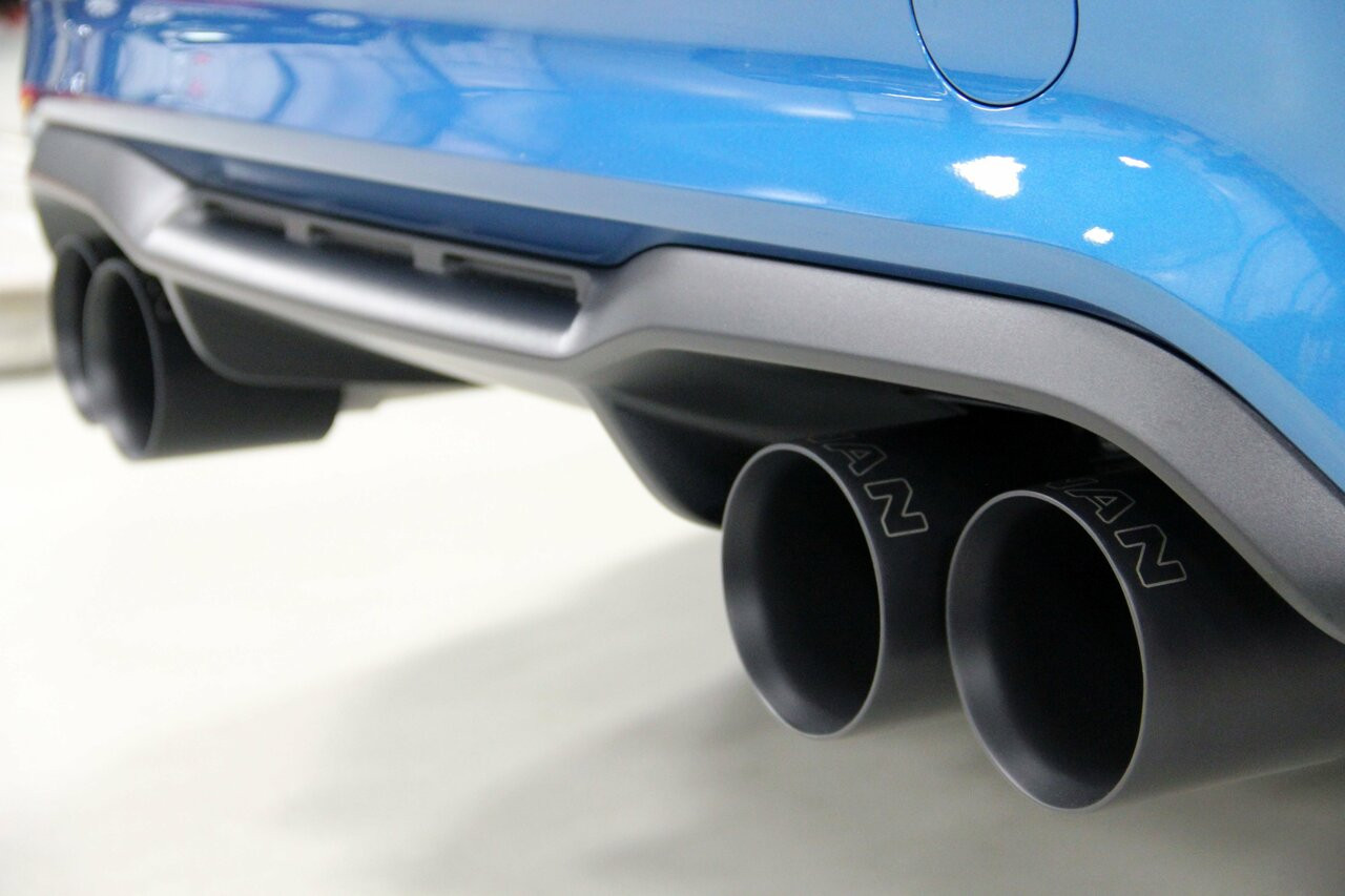 Dinan Free Flow Axle-Back Exhaust & X-Pipe for 19-21 M2 Competition - Polished Tips