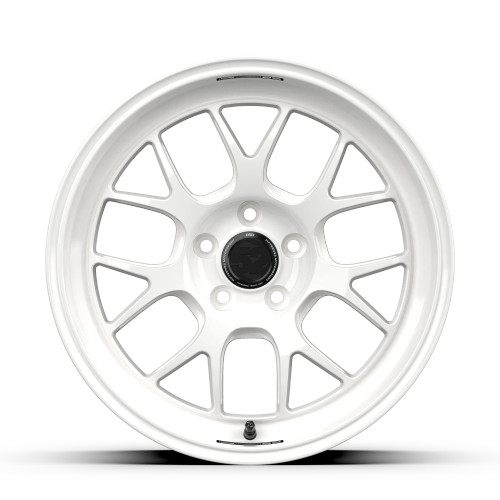 Fifteen52 Apex RSR - Rally White Fifteen52 Apex RSR - Rally White