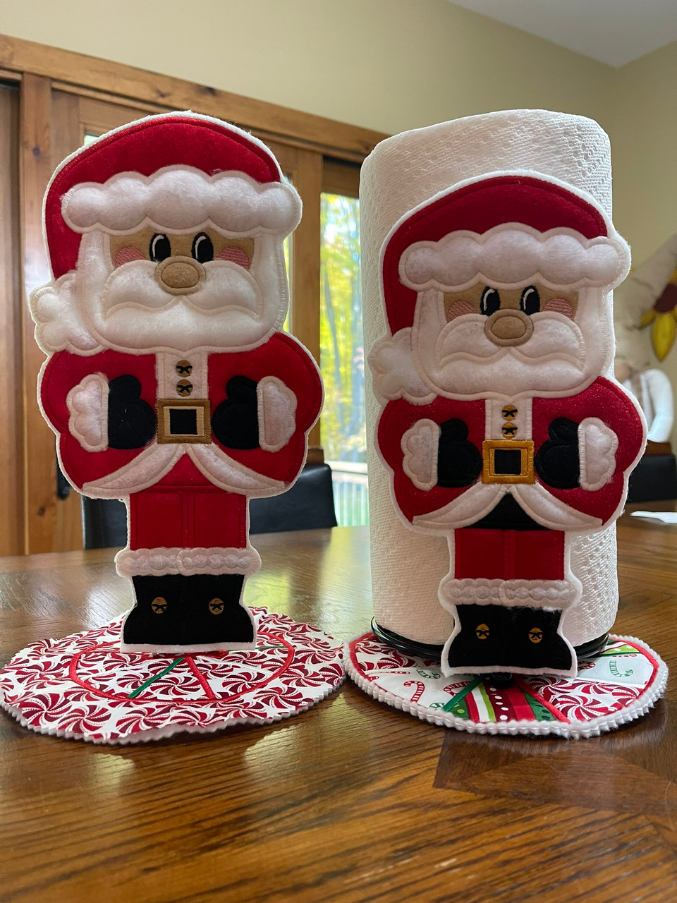Santa Paper Towel Holder Cover Applique/ Embroidery Design
