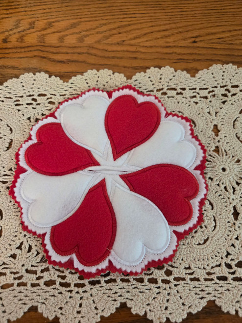 Hearts Base Paper Towel Holder Cover Applique/ Embroidery Design ***DIGITAL DOWNLOAD***