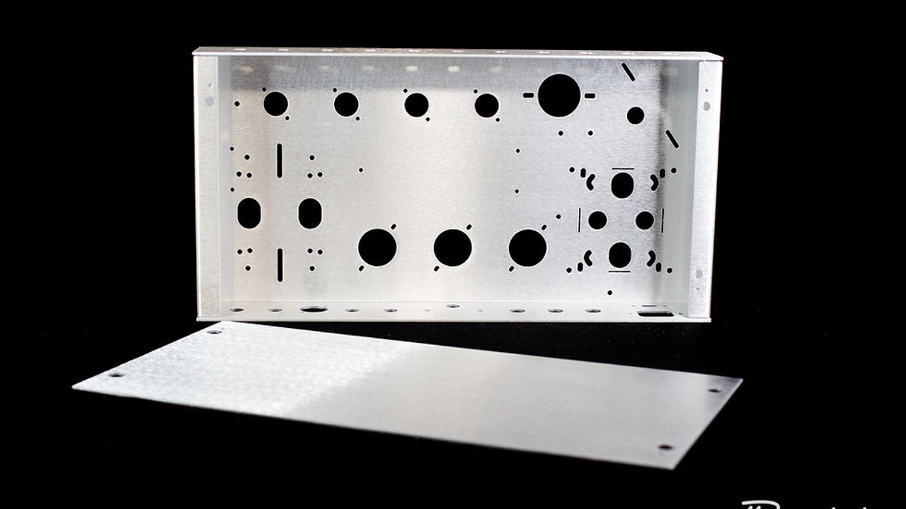 Pizzolato Amplifiers - Universal Chassis (for horizontal transformer mount)