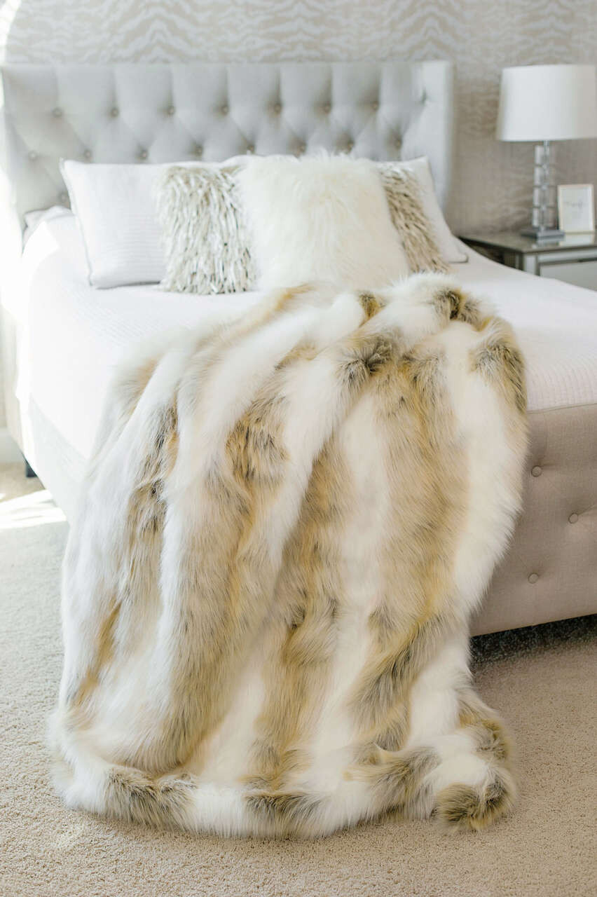 Limited Edition Arctic Fox Faux Fur Throw Faux Fur Blankets