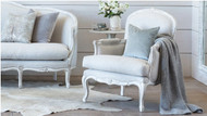 4 Benefits of Adding a Vintage Armchair to Your Home