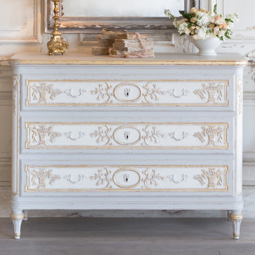 Eloquence® Bronte Commode in Fleur de Lis Finish