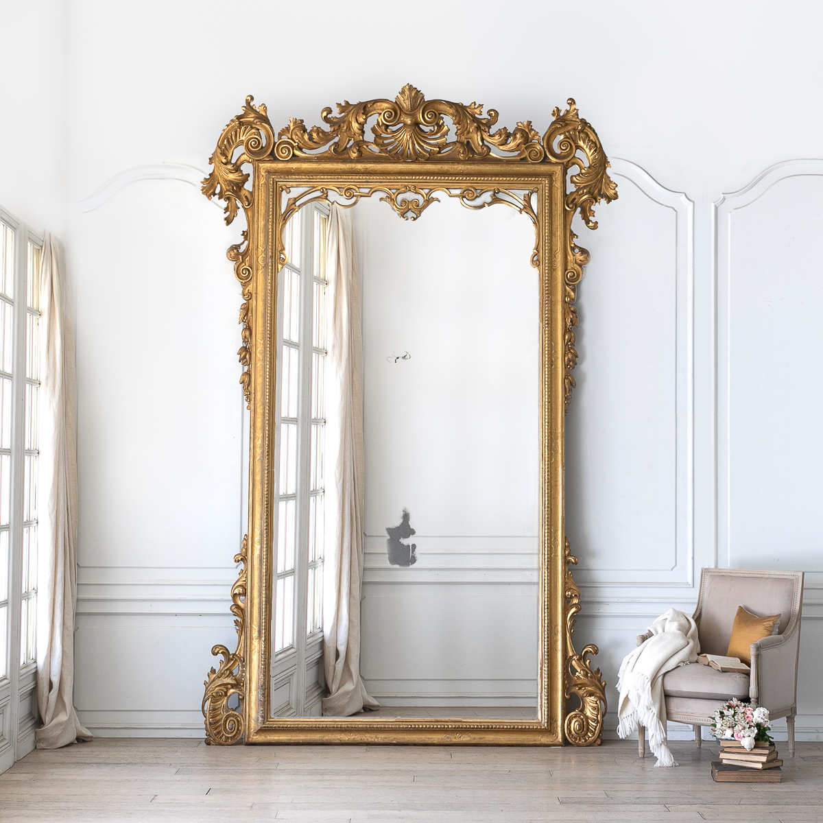 Grande Antique Gold Floor Mirror MVP25088