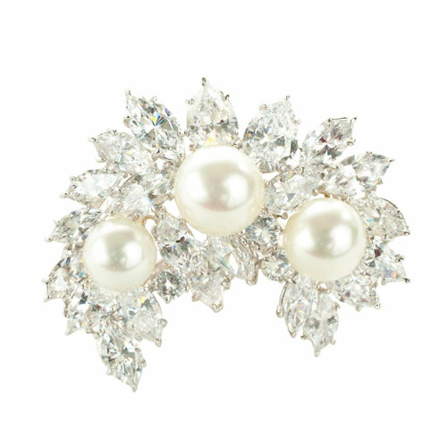 BROOCH CRESENT SHAPE W/3PLS