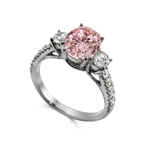 3 STONE OVAL W/ MIRCO-PAVE SHANK F698-PINK-CZ-14K