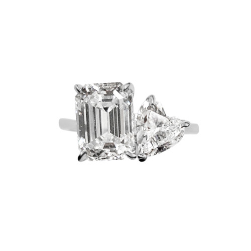 Toi et Moi Heart and Emerald-Cut Ring (2.2 TCW) Toi et Moi Heart and Emerald-Cut Ring (2.2 TCW)