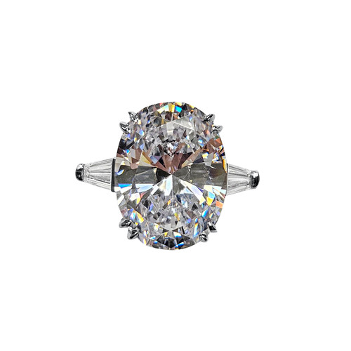 12CT(16x12) Oval with Tapered Baguettes