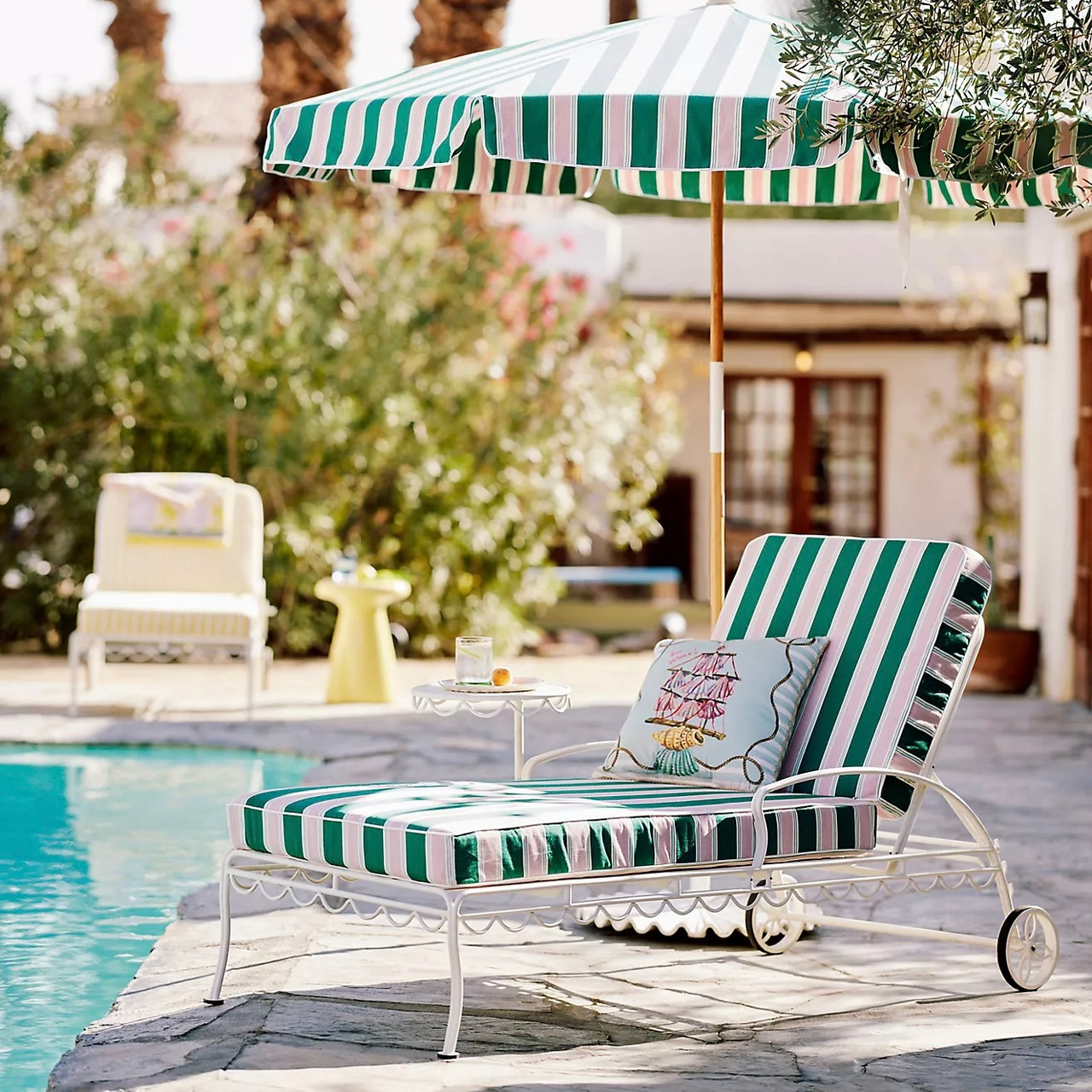 Al Fresco Sun Lounger in Crew Canyon Mimosa Stripe | Antique White
