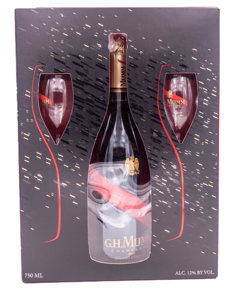 G.H Mumm Grand Cordon Brut Champagne gift set with 2 glasses 750ml