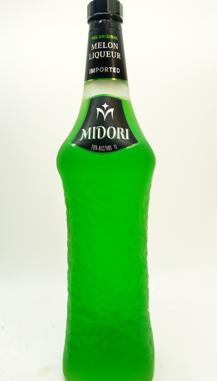 Shop 🍈 Meloncello, Italian Melon Liquor 25%
