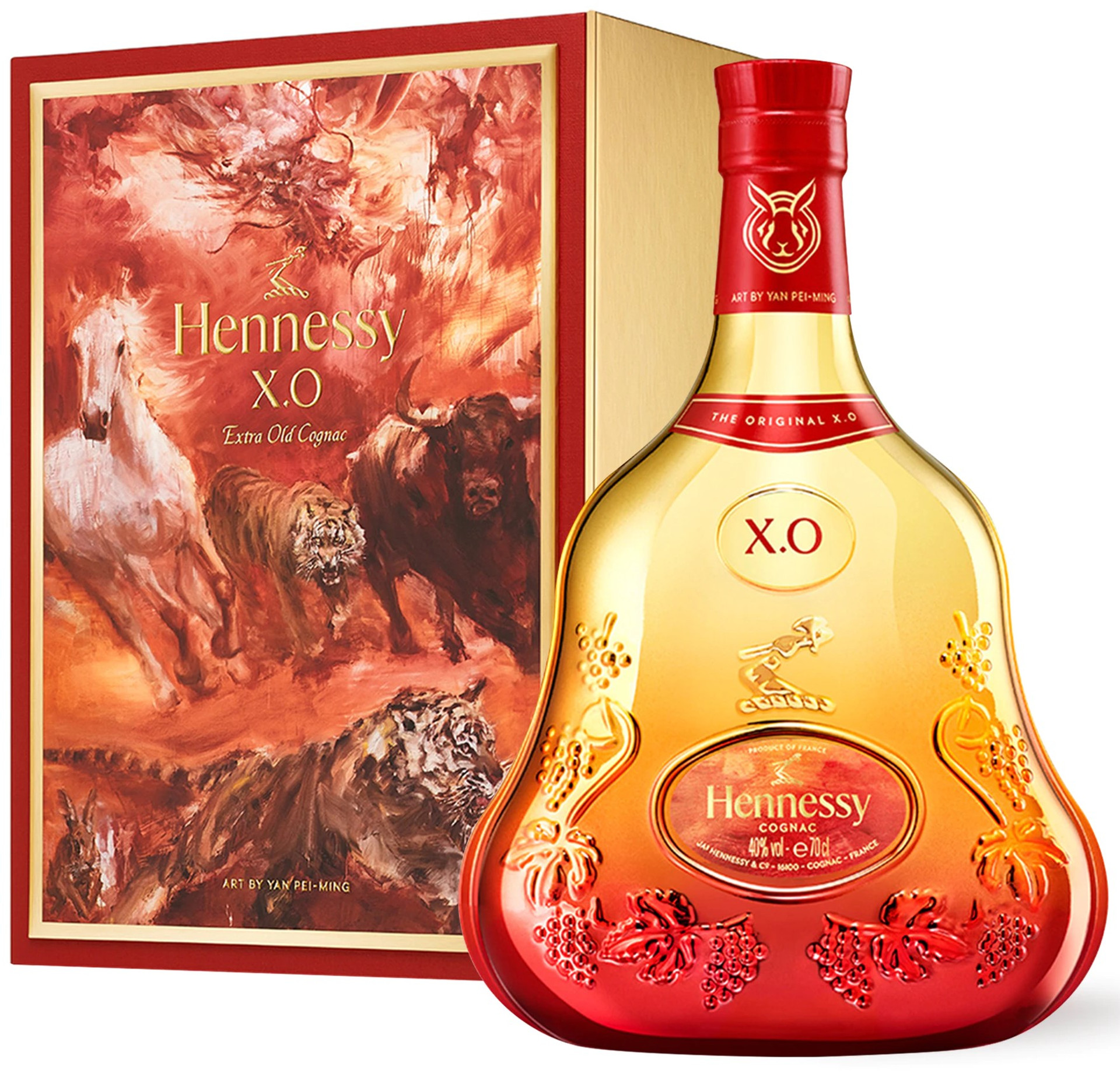 Hennessy X.O Cognac Art By Yan PeiMing Lunar New Year 2023 Old Town Tequila Hennessy X.O Cognac Art By Yan PeiMing Lunar New Year 2023 Old Town Tequila