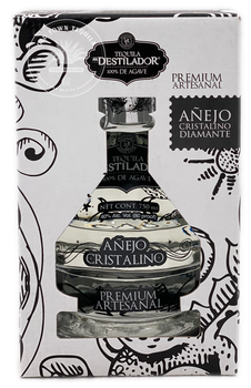 El Destilador Anejo Cristalino