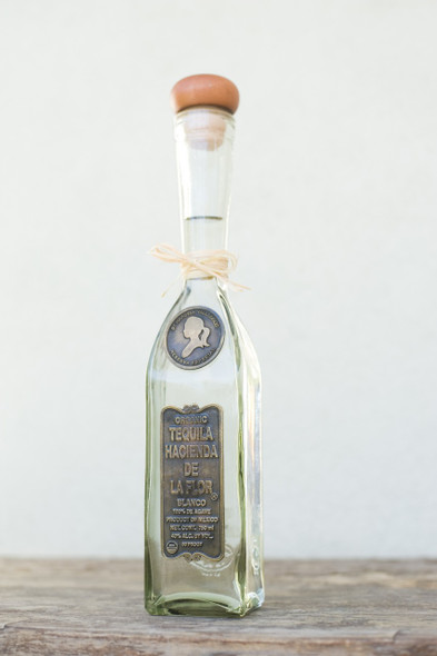 Hacienda de la Flor Blanco Tequila (by MARCELA VALLADOLID)