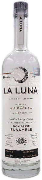 La Luna Ensamble Michoacan Mezcal