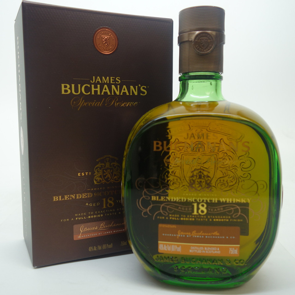 Buchanan's DeLuxe Blended Scotch Whisky 12 years Old Town Tequila