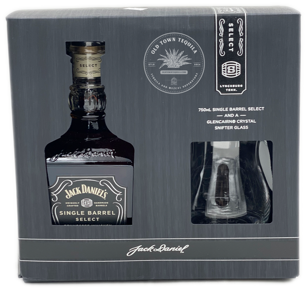 Personalised Black Hip Flask and Minature Jack Daniels Gift Set For Men.  Great gift idea for