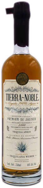 Tierra Noble ティエラ ノーブル ブランコ テキーラ 750ml ティエラ ノーブル ブランコ テキーラ 750ml (アルコール度数 40