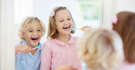 Comment les sucreries et les mauvaises habitudes alimentaires abîment les dents des enfants ?