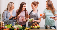 Quels Aliments Consommer Pendant le Blanchiment des Dents avec les Bandes Crest?