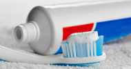 Blog sur les Dentifrices Blanchissants : Un Sourire Blanc comme Neige à Portée de Main