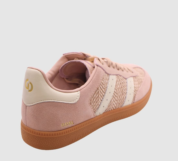 Cameo Raffia