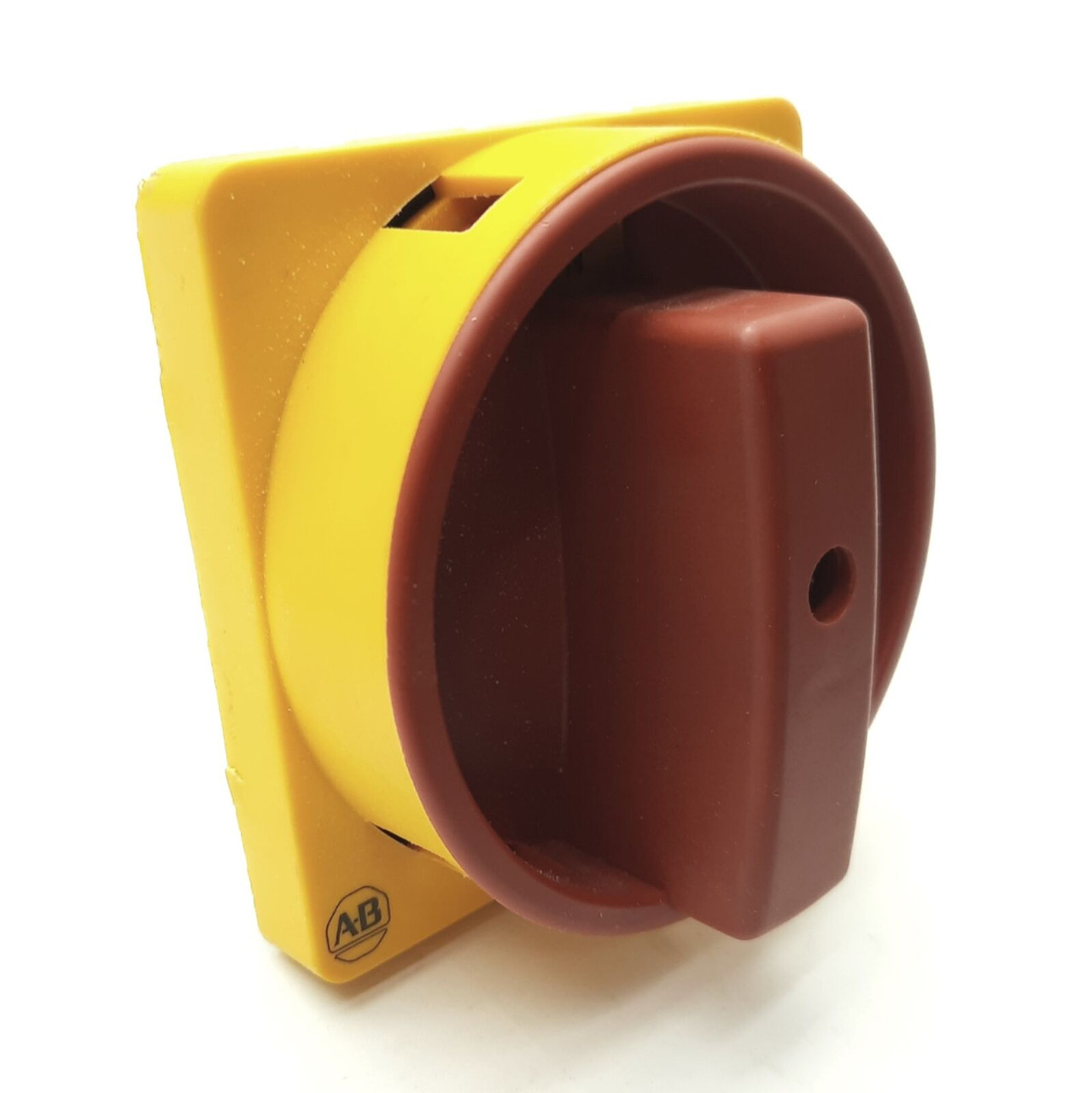 Allen Bradley 194L-He8N-175 Disconnect Switch Handle, Red/Yellow, 90 ...