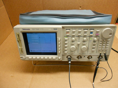 Tektronix Tds754D 500Mhz 2Gs/S 4 Ch Color Digital Phosphor Oscilloscope