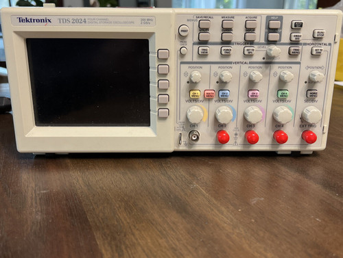 Tektronix Tds2024 200Mhz 2Gs/S 4Ch Oscilloscope