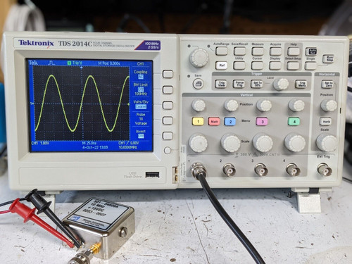 Tektronix Tds 2014C Digital Storage Oscilloscope 100 Mhz 2 Gs/S 2.5Kpts Usb