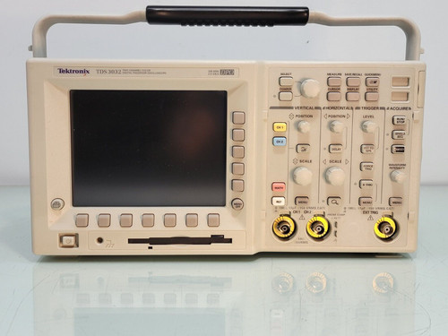 Tektronix Tds3032 2-Channel 300Mhz 2.5 Gs/S Digital Oscilloscope