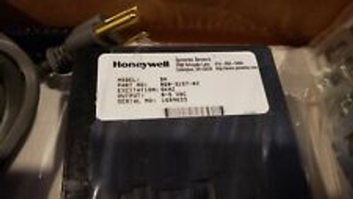 Honeywell 060-3157-03 Model Dm Sensotech Signal Conditioner Digital Display