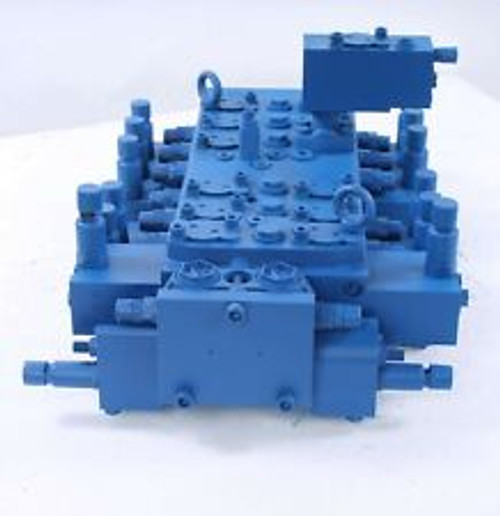 R901066506 Rexroth Hydraulic Main Control Valve M7-1597-21/7M7-20