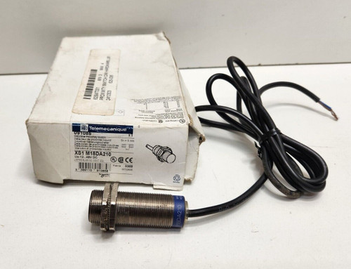 Telemecanique 12-48V Inductive Proximity Sensor Xs1-M18Da210