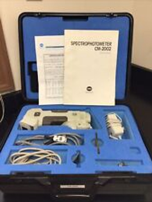 Minolta Cm-2002 Portable Spectrophotometer & Carrying Case