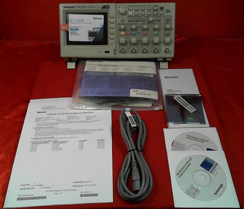 Tektronix Tbs1104 Digital Storage Oscilloscope: 100Mhz Bandwidth: 1Gs/S Samp