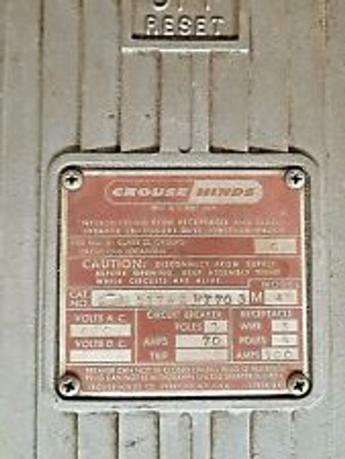 Crouse-Hinds Interlock Plg Recpt And Circuit Brkr Eclos Dbr51742Wt703