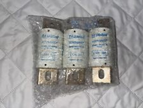 Littelfuse L70S300 L70S300 3 Pcs Set Semiconductor Fuse 700 Vac Dc