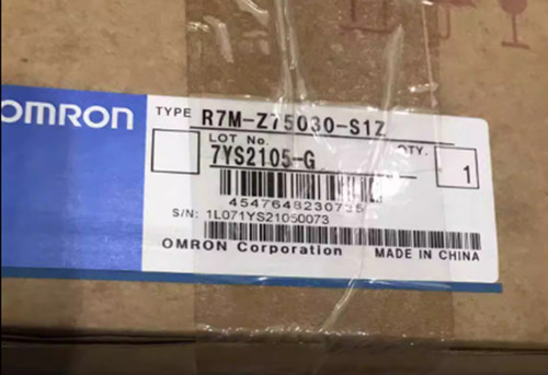 Omron R7M-Z75030-S1Z Servo Motor