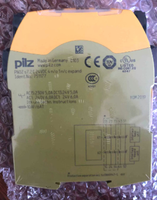 Pilz Pnoz S7.2 C 24Vdc 751177 Safety Relay