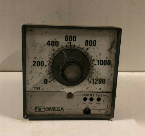 Omega E924J30 Temperature Controller