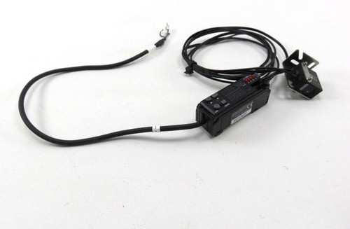 Keyence Cz-H37S Fiber Amplifier Sens W/ Keyence Cz-V21Ap Digital Sensor