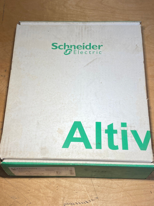 Schneider Electric Altivar 32 Ac Speed Drive 5Hp Atv32Hu40N4