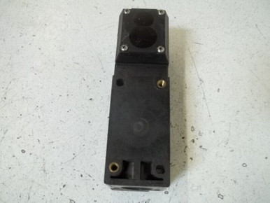 micro switch mpl6 w/ mpv11hd photoelectric switch - Industrial Lynx