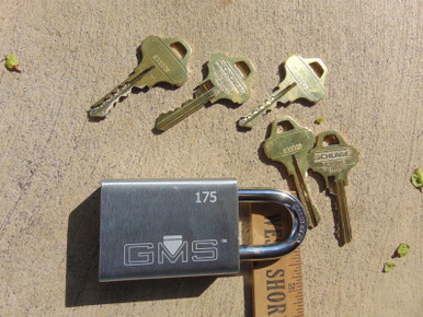 Prim Key Gms Padlock With Schlage Prim And 5 C135 Prim Keys - Industrial Lynx
