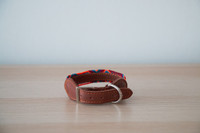 Handmade collar with colourful patterns woven by hand by artisans in Mexico. Handmade collar with colourful patterns woven by hand by artisans in Mexico.
Your furry friend will love this beautiful and unique collar. Extra small collar pink, red, blue