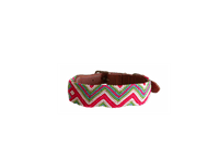 Handmade collar with colourful patterns woven by hand by artisans in Mexico. Handmade collar with colourful patterns woven by hand by artisans in Mexico.
Your furry friend will love this beautiful and unique collar. Large collar green, pink, aqua